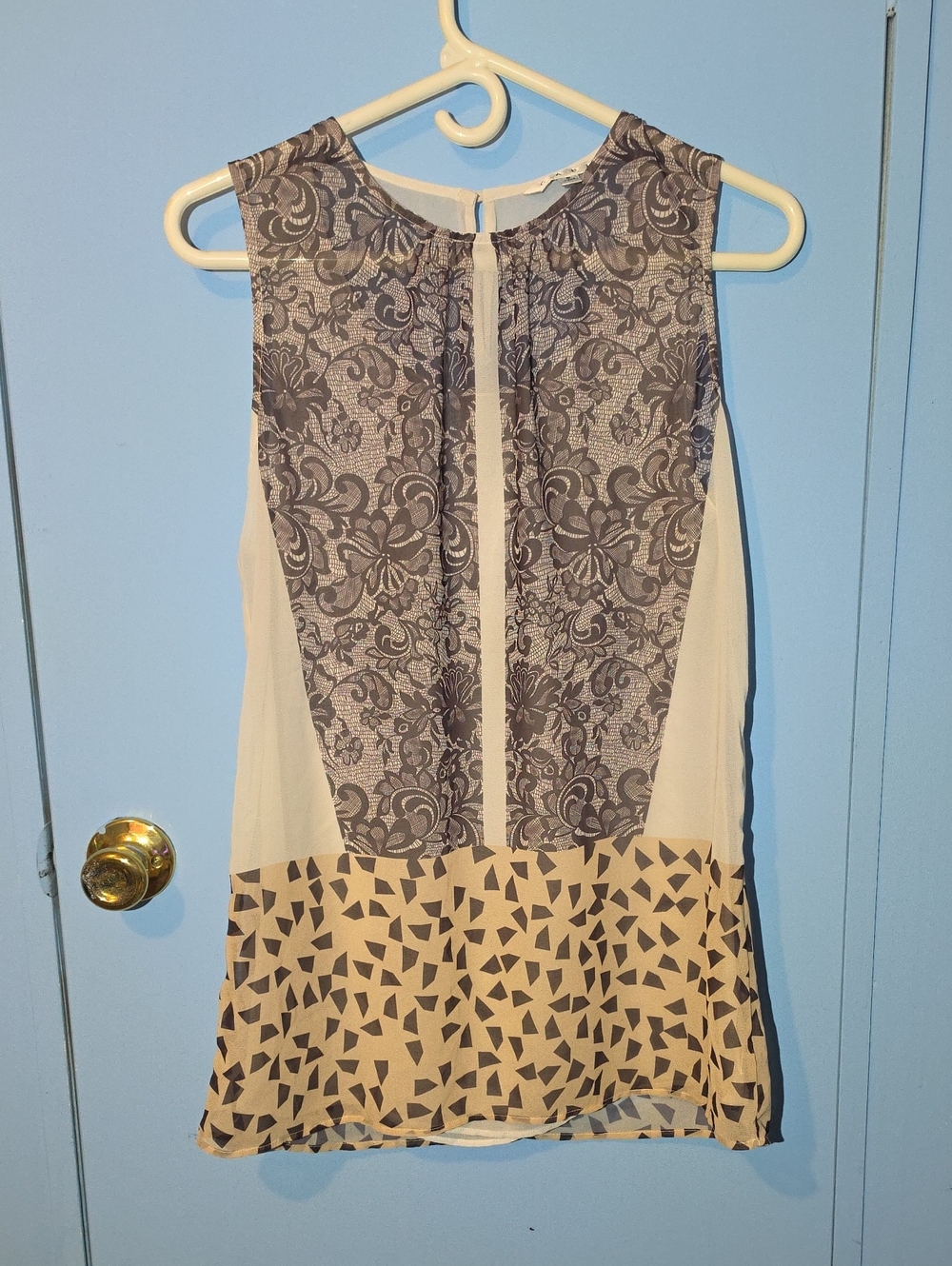 CAbi Cream and Gray Patterned Sleeveless Blouse